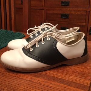 Cute Black and White Old-School Oxfords